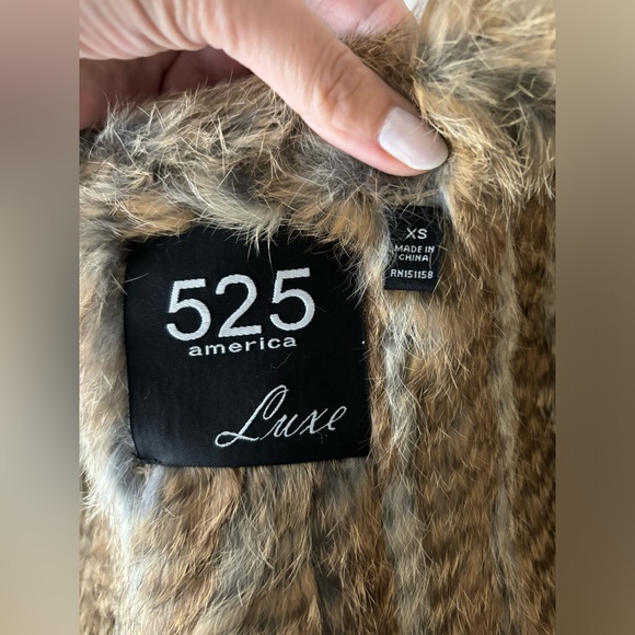 525 America Fur Vest - Picture 3 of 6